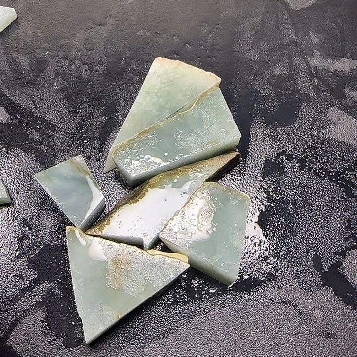 浙***溪翡翠未镶嵌颈饰纯天然缅甸翡翠