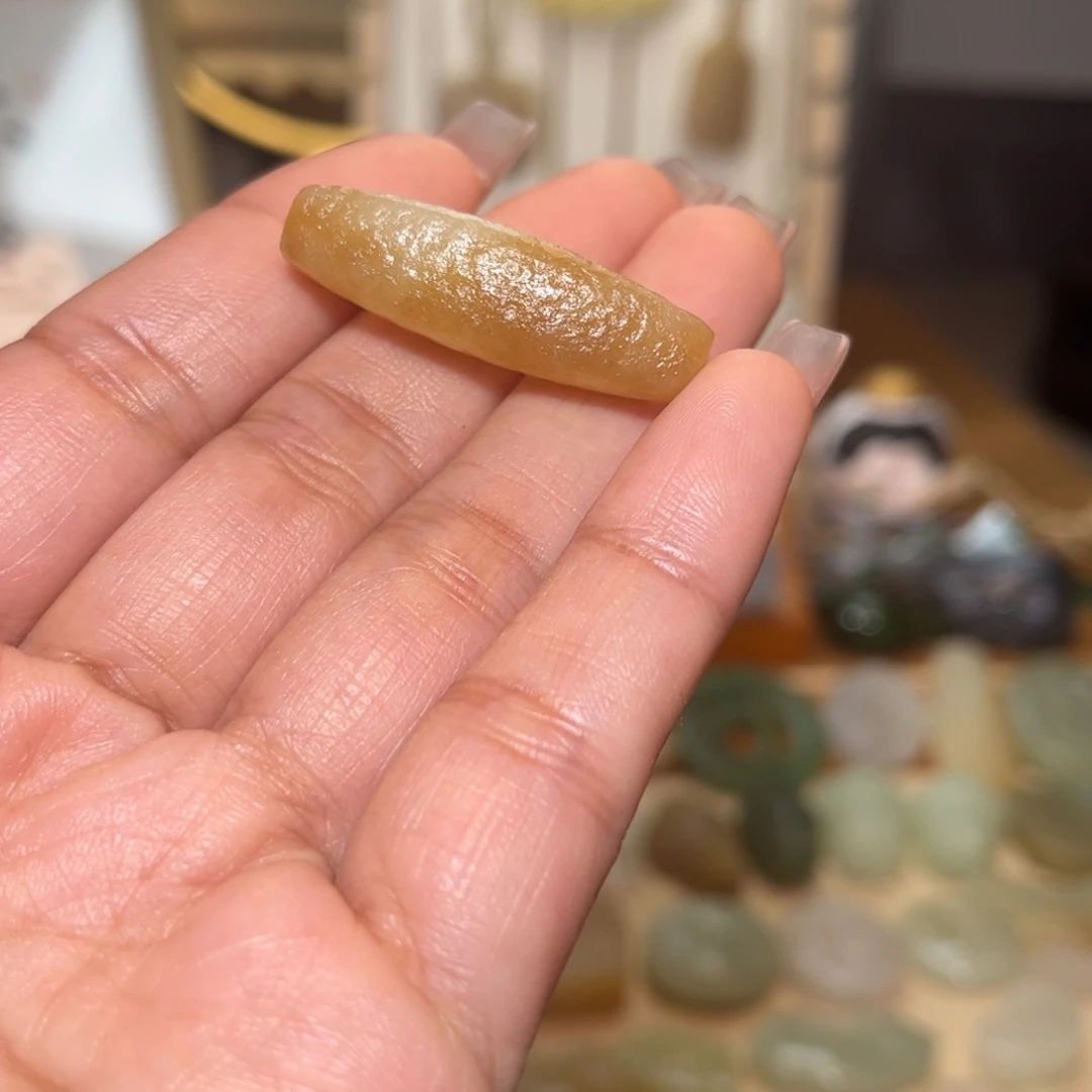 和田玉颈饰未镶嵌黎