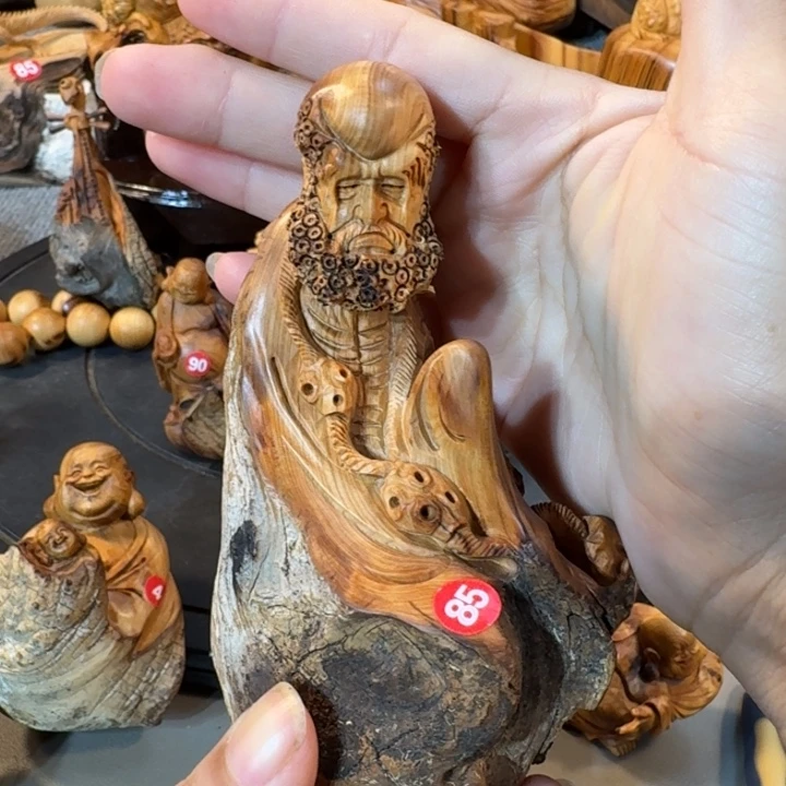 崖柏摆件手把件等