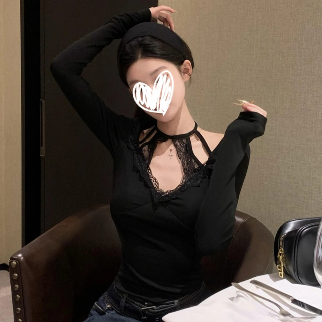 蕾丝拼接v领挂脖长袖T恤女秋季新款黑色修身纯欲德绒打底内搭上衣