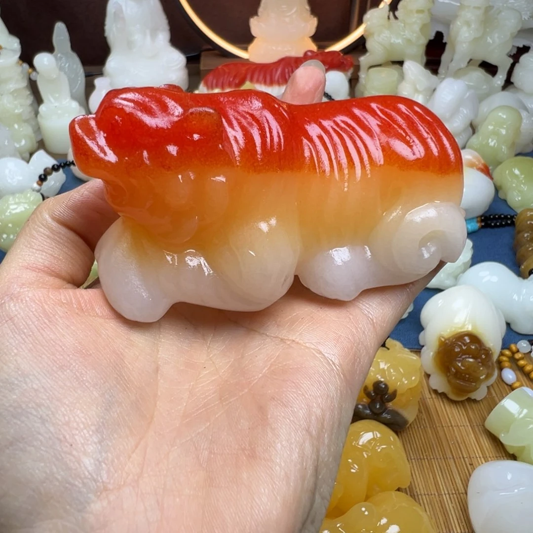 石材?*手工雕刻红背大老虎