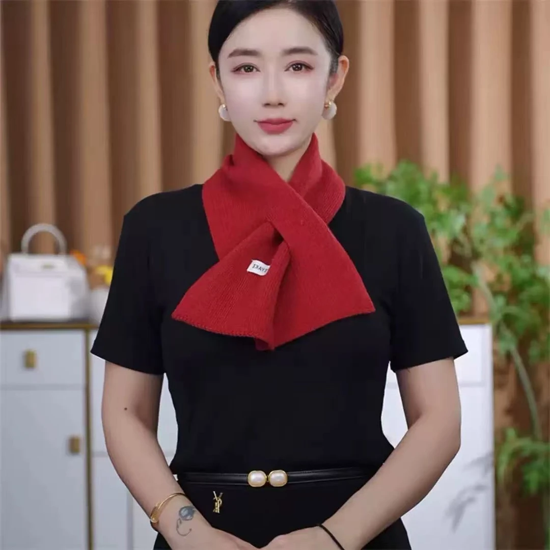 【菲勒欧文】2025秋季新款百搭时尚针织羊毛短款围领纯色围巾