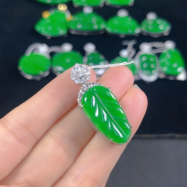翡翠银S925镶嵌吊坠(不含链)