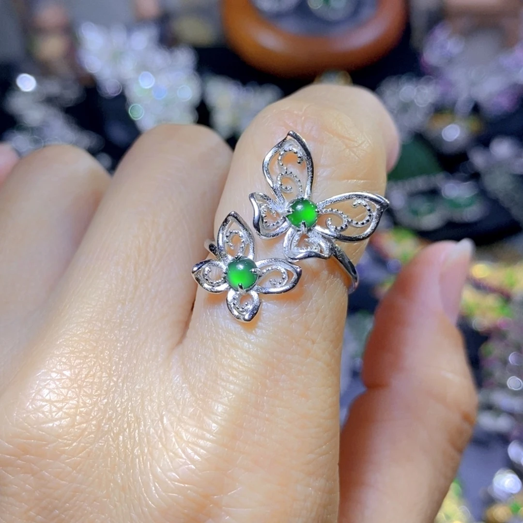 翡翠颈饰银S925镶嵌天然翡翠