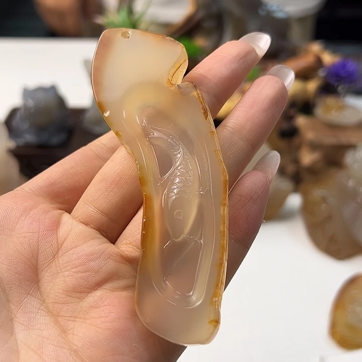 玛瑙/玉髓颈饰合金