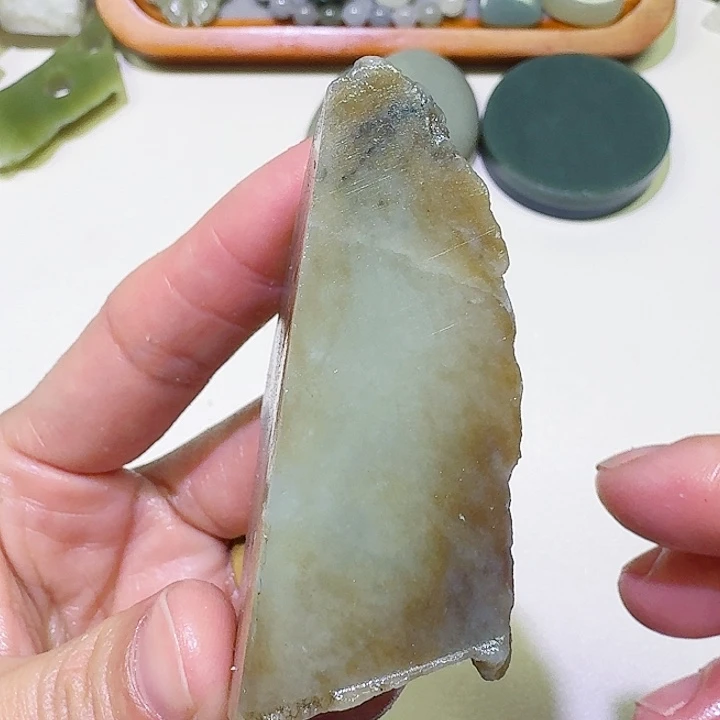 和田玉未镶嵌车挂