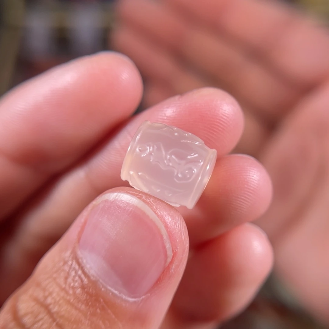 玛瑙/玉髓荔枝冻六字箴言11.2*10不退不换未镶嵌