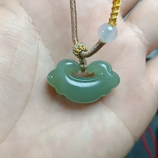 和田玉未镶嵌颈饰拍一发一