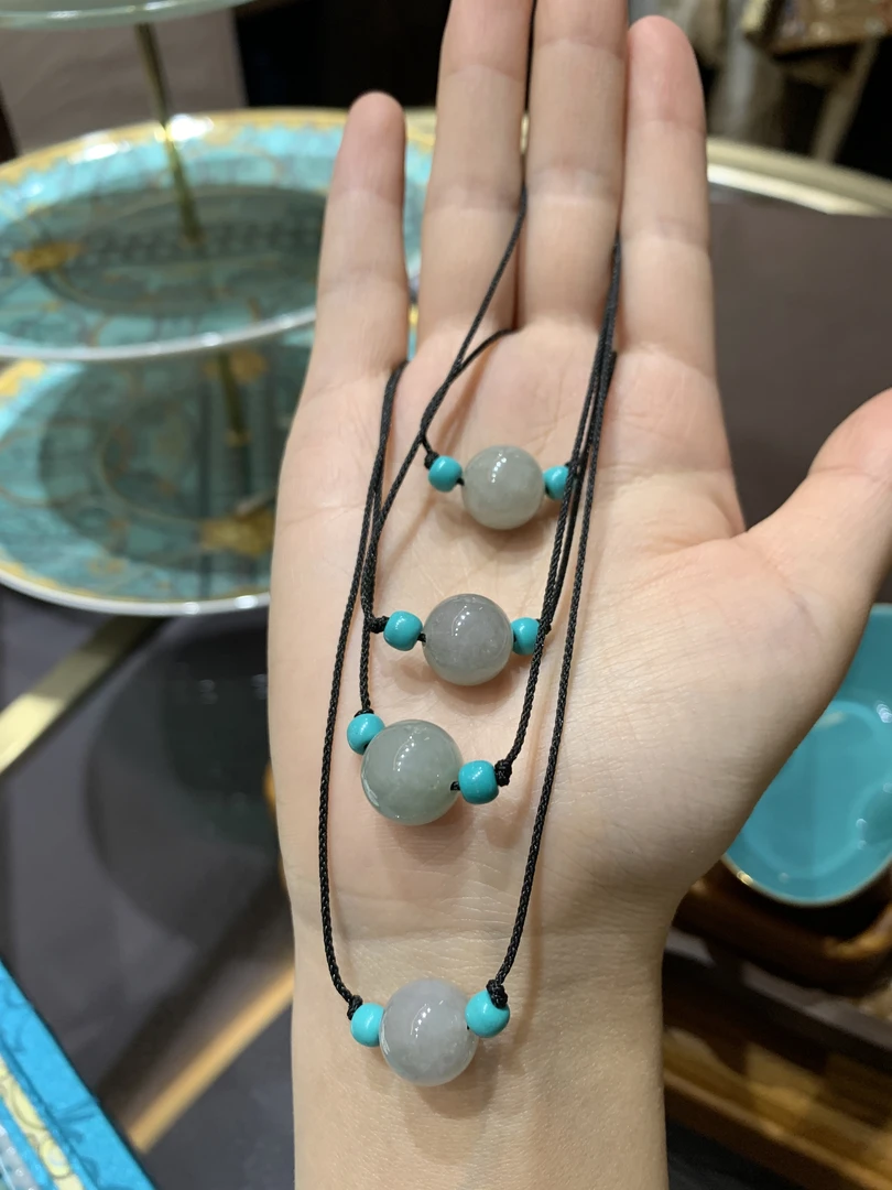 简约设计翡翠珠子吊坠