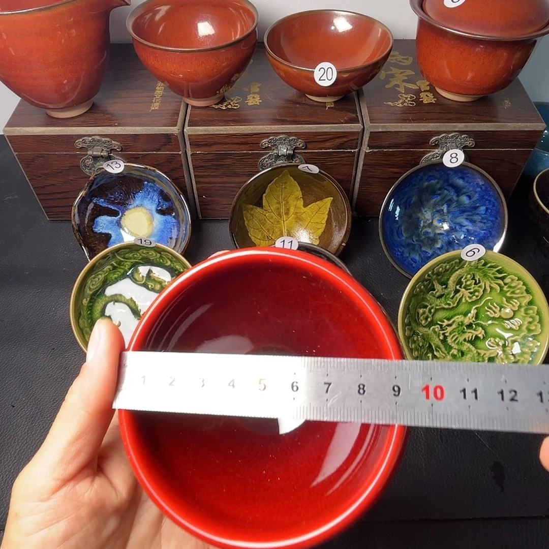 茶盏在这条街等的时间很