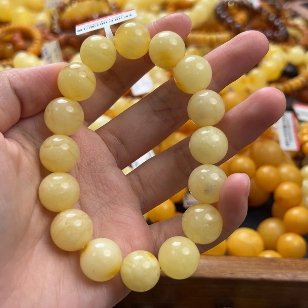 未镶嵌琥珀珠宝奇石