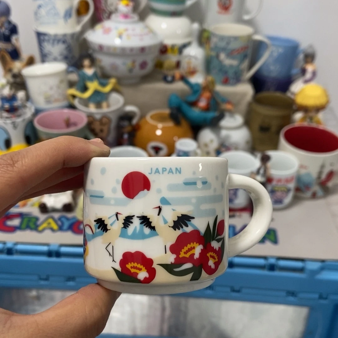 晴****瓷片陶瓷默认的颜色和