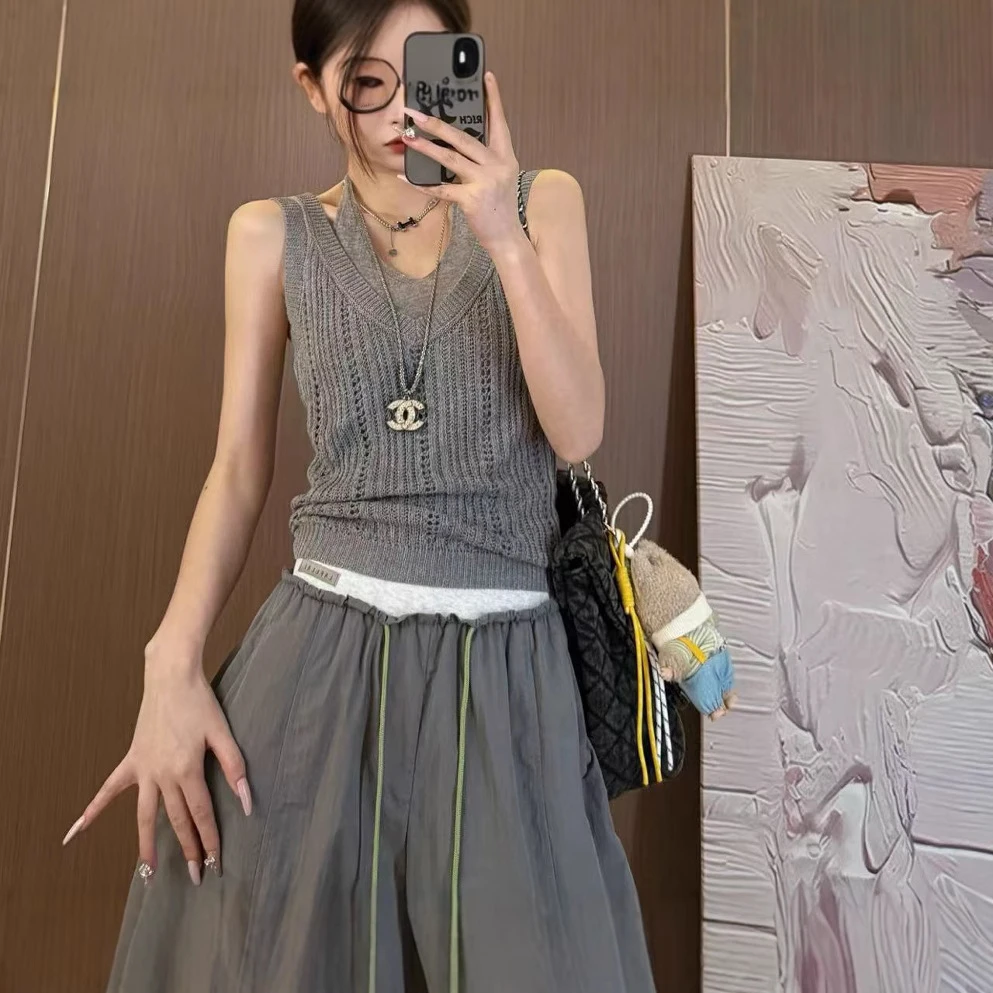 年夏季韩系新款打底灰色显瘦挂脖镂空无袖针织短款背心吊带女2025