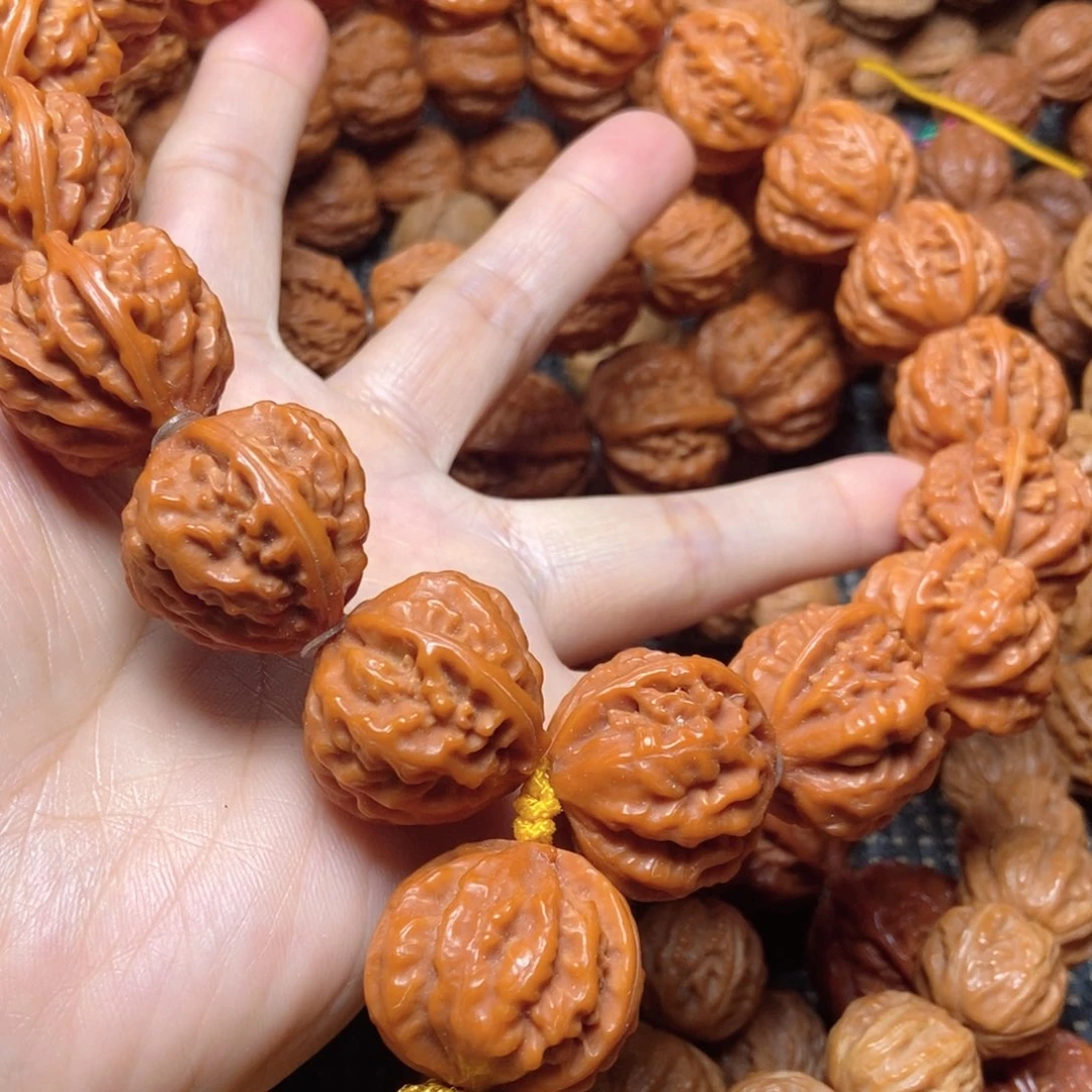 笔***彭桃核手串龙脊京八棱