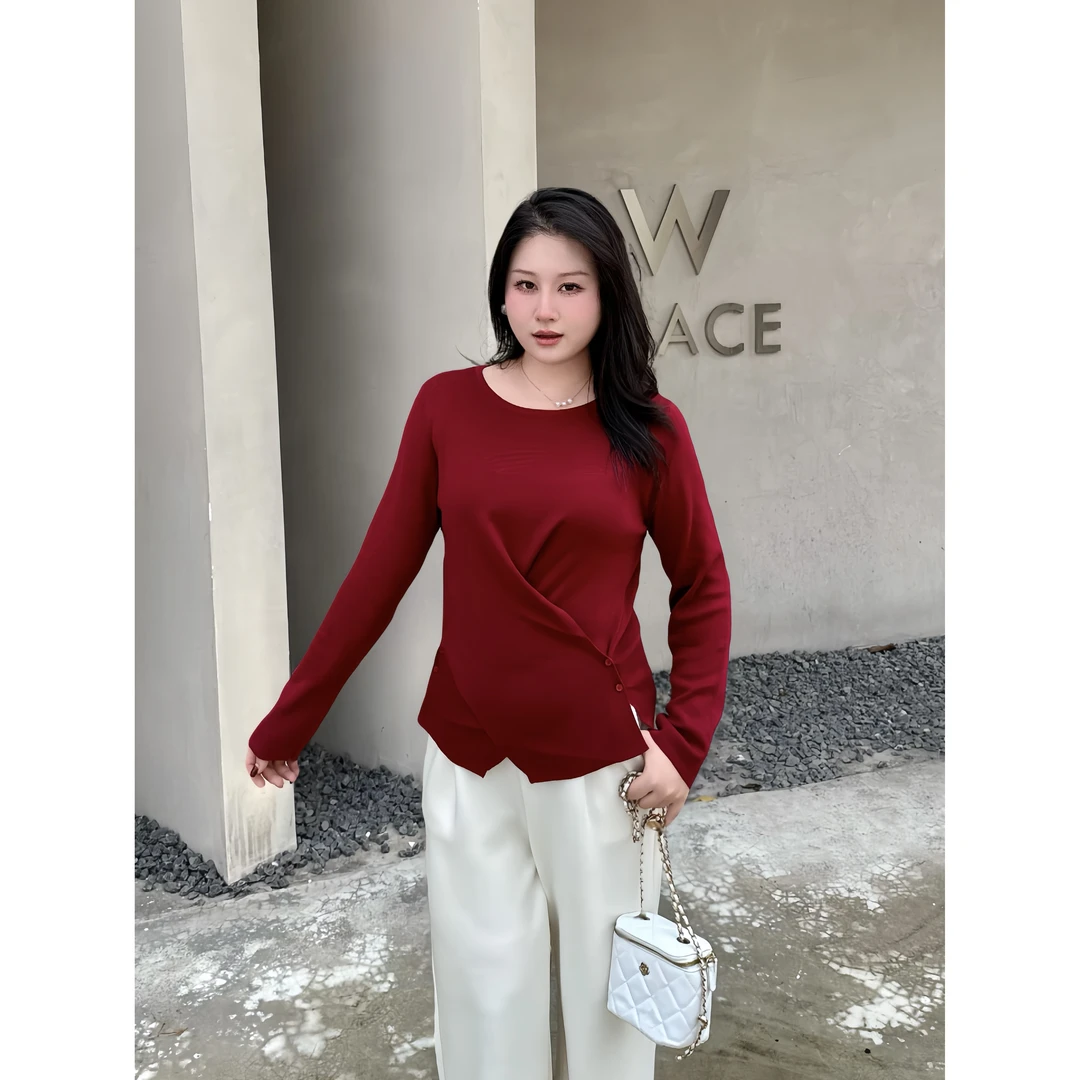 可露露~2025秋新款胖mm显瘦圆领长袖针织衫女宽松内搭打底衫6658