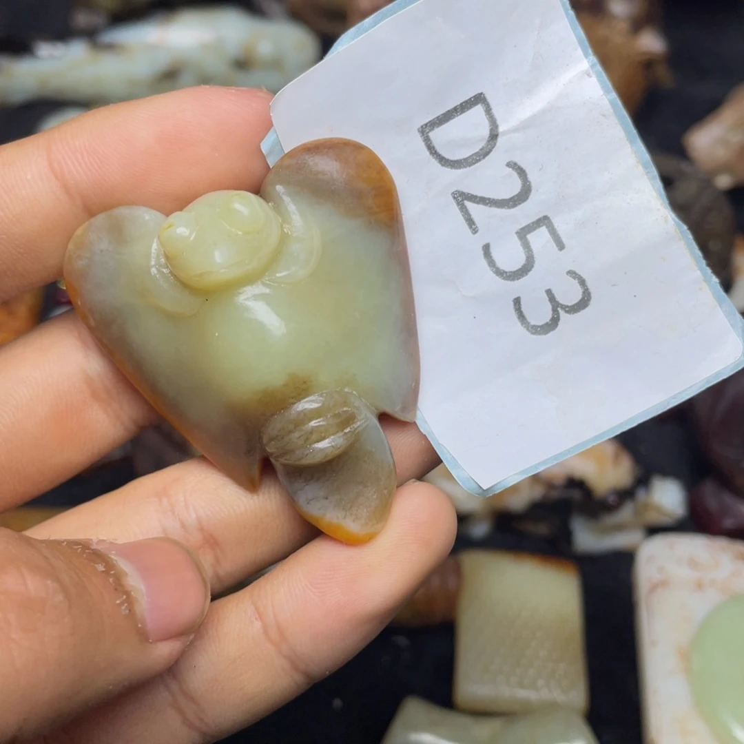 和田玉（青玉）未镶嵌笔搁