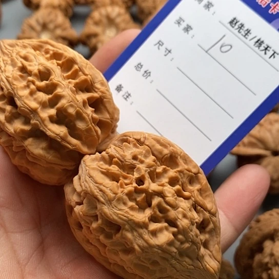 文玩核桃把件我****猫门头沟大沽石