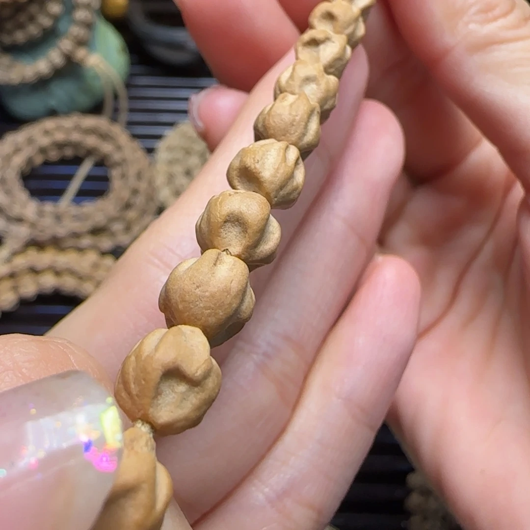 奢***怀柏香籽/百香籽吊坠