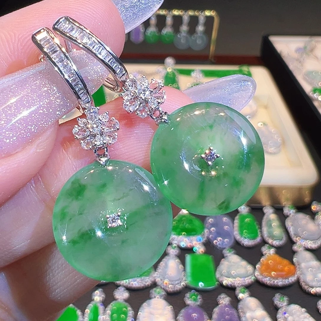 翡翠耳环18K金镶嵌翡翠