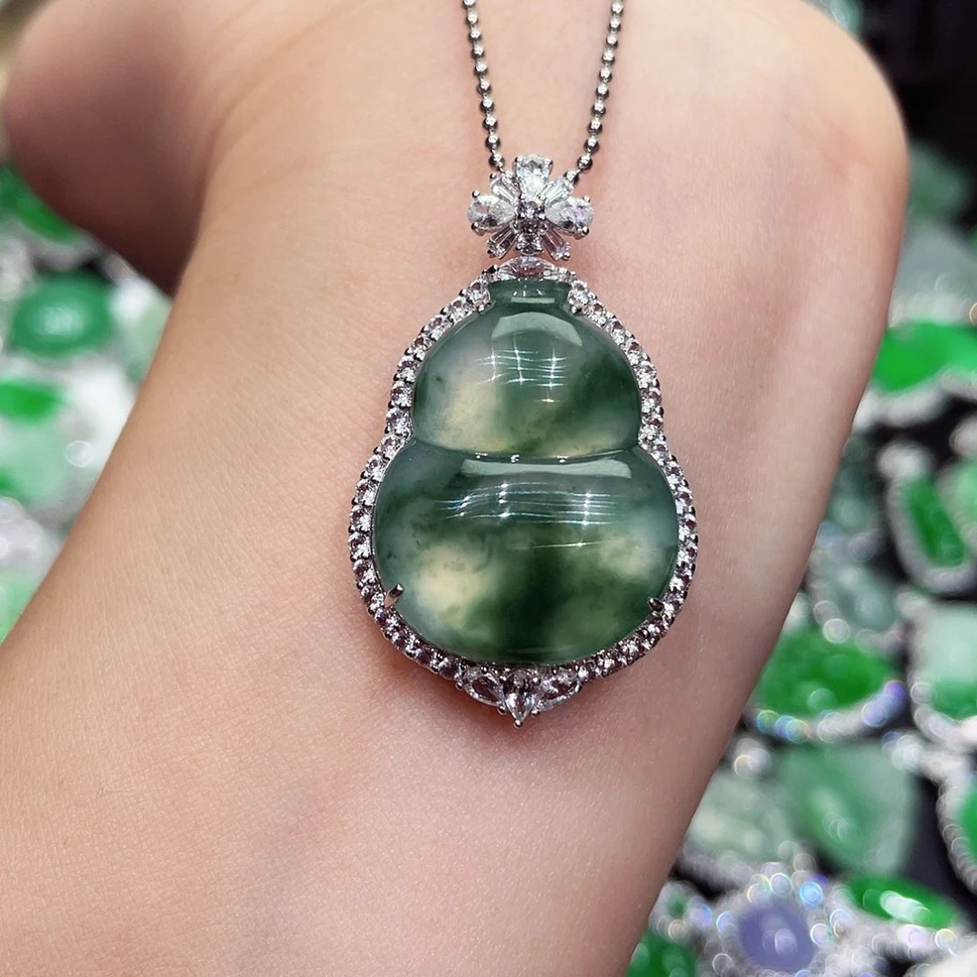 吊坠(不含链)18K金镶嵌翡翠葫芦吊坠