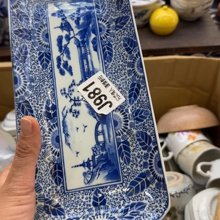 瓷片壹****哈哈哈哈哈哈哈哈