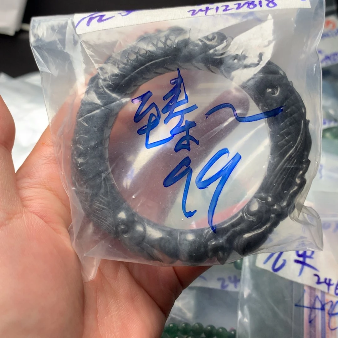 定制翡翠未镶嵌臻*