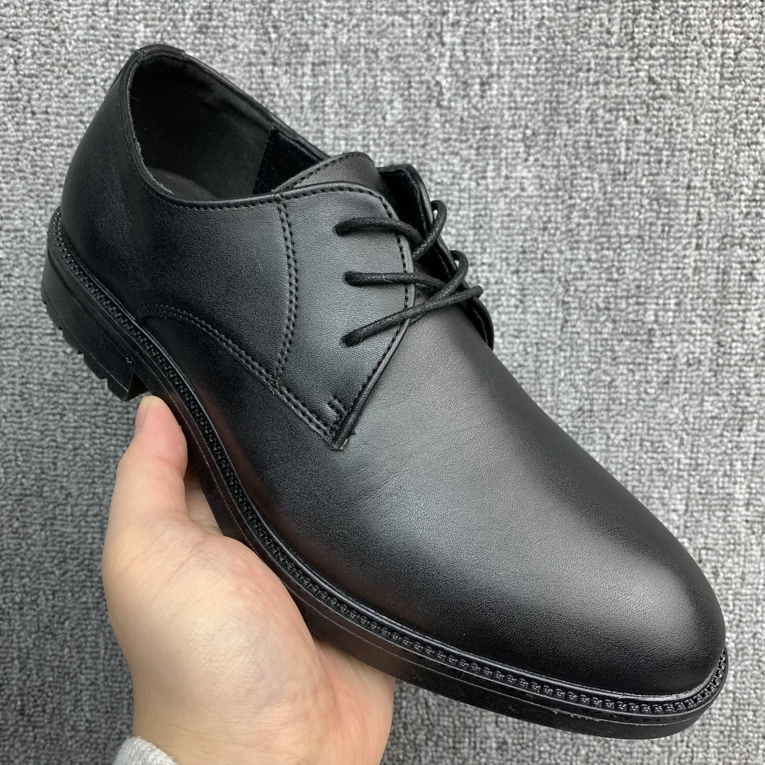 Z0526断码真皮男鞋（样鞋稍有磨损轻微瑕疵介意勿拍！）