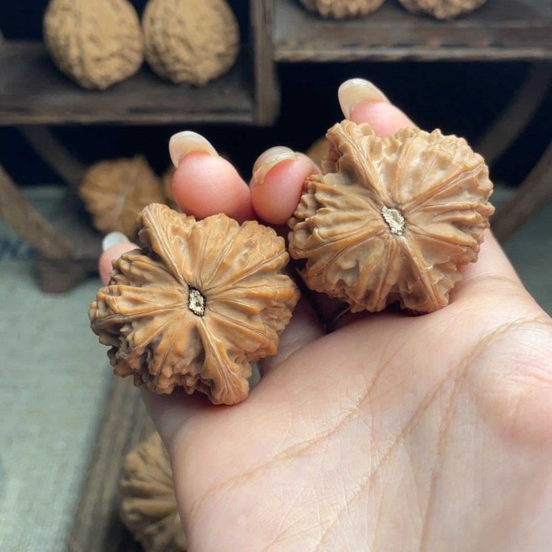 大***梨文玩核桃吊坠磨盘42