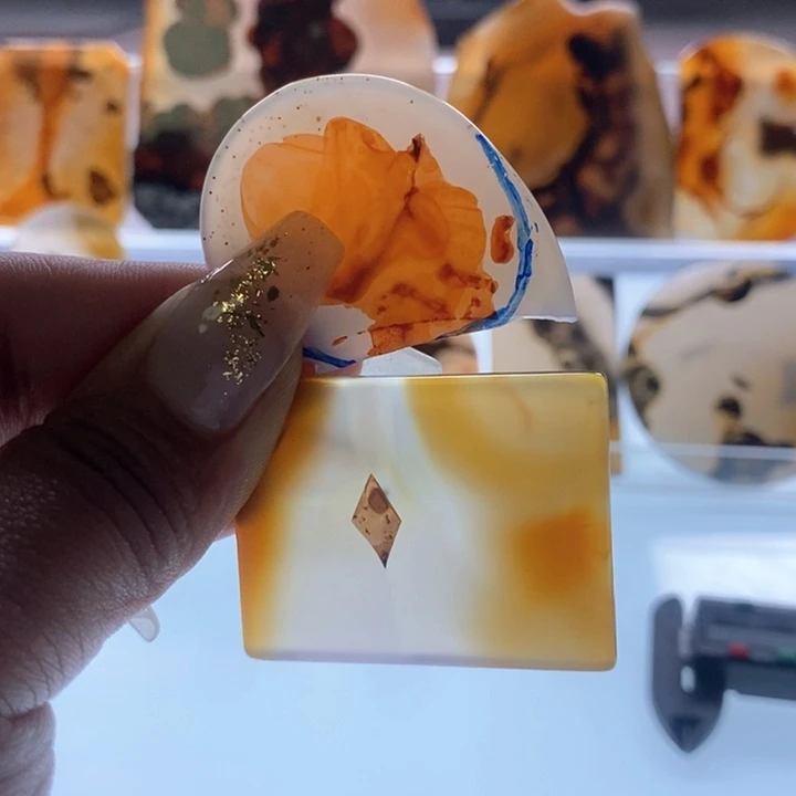 玛瑙/玉髓颈饰未镶嵌?*影