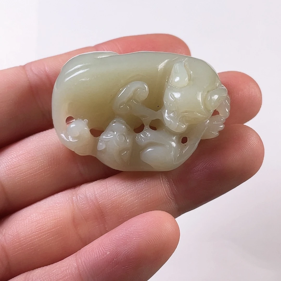 和田玉（糖玉）颈饰未镶嵌