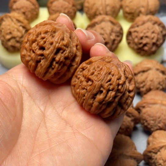 【闪购商品】把件文玩核桃四座楼边38