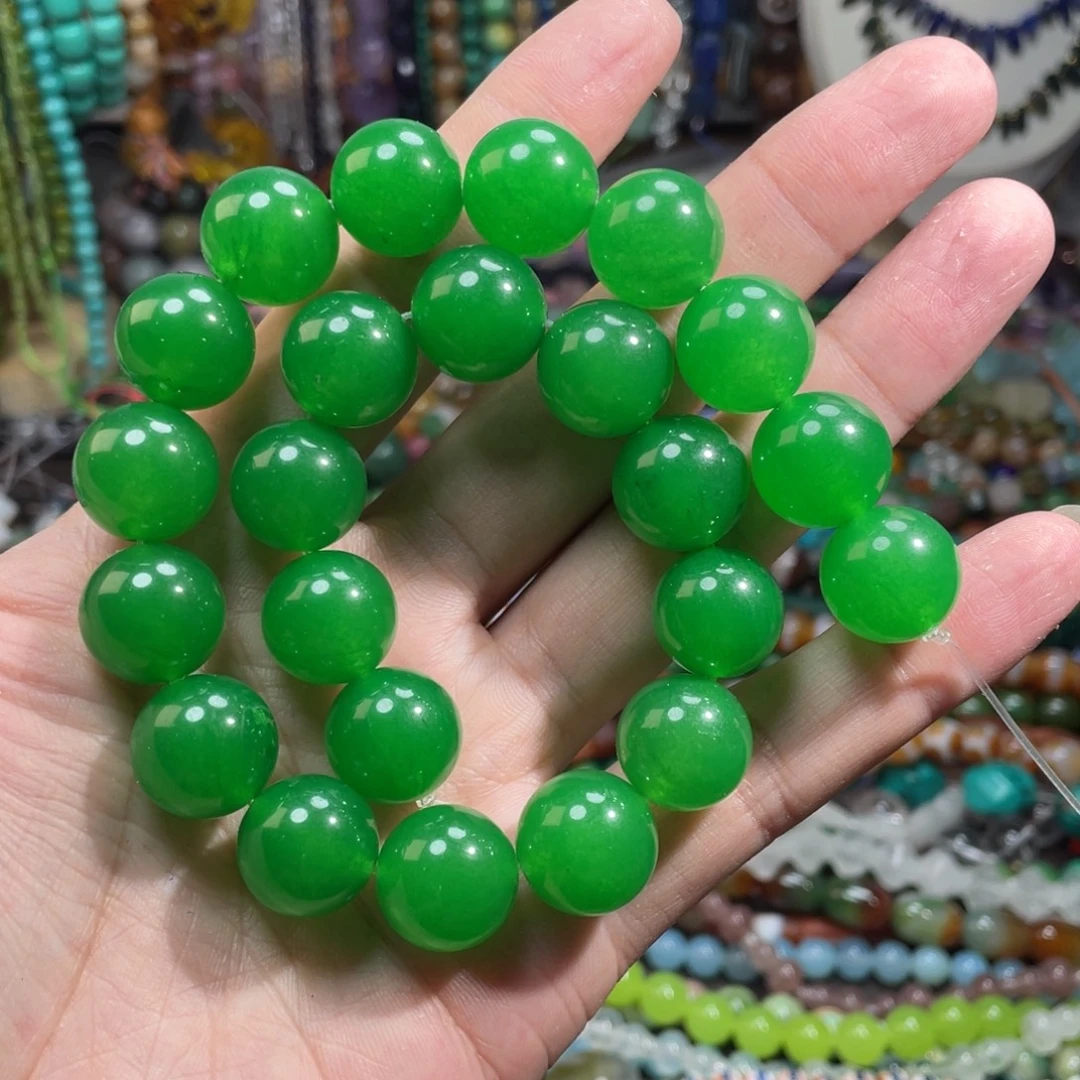 石英质玉，菠菜绿16mm，未镶嵌