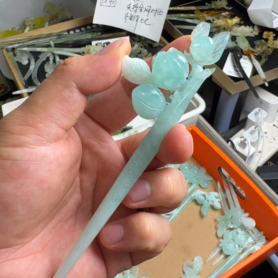 蛇纹石玉未镶嵌发饰