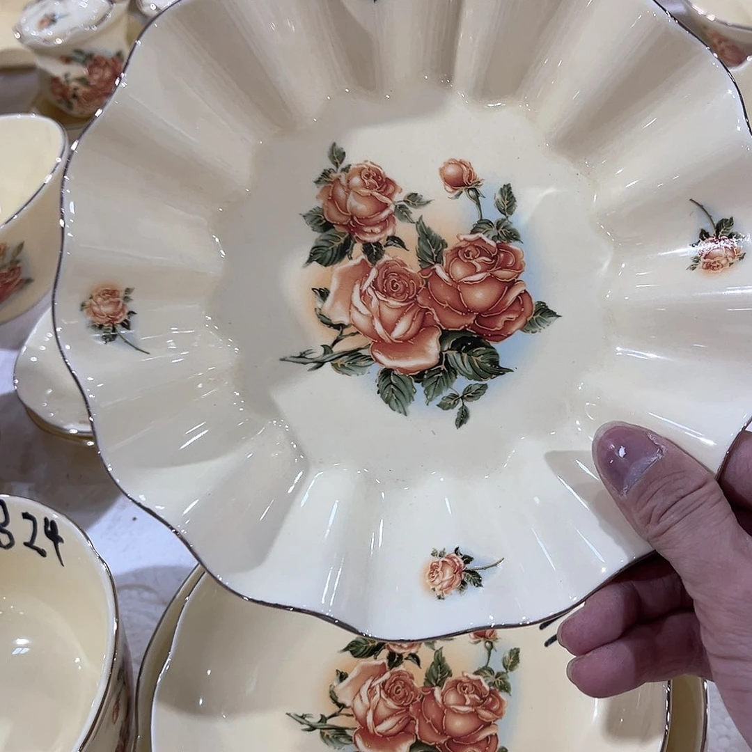 陶瓷………………………………