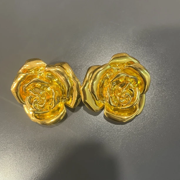 B播 21.04g 足金999耳饰e