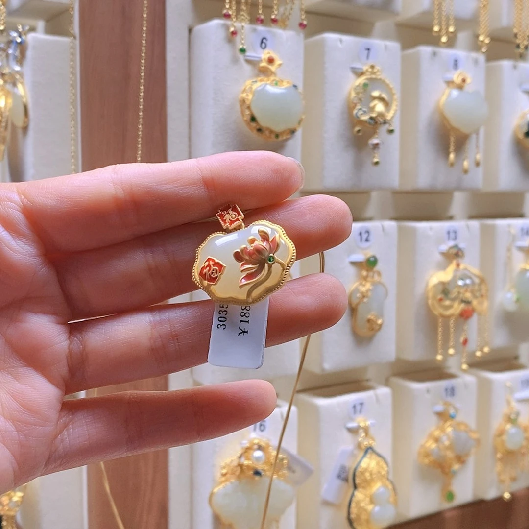 和田玉颈饰银S925镶嵌