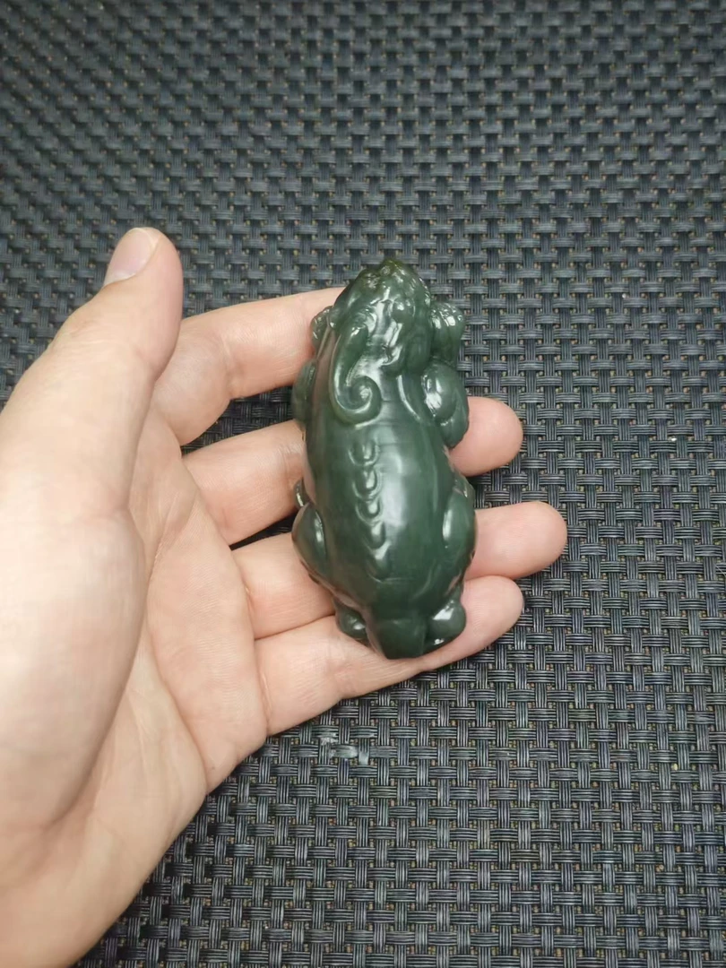 天然和田玉老料孤品纯手工貔貅2.16清货4