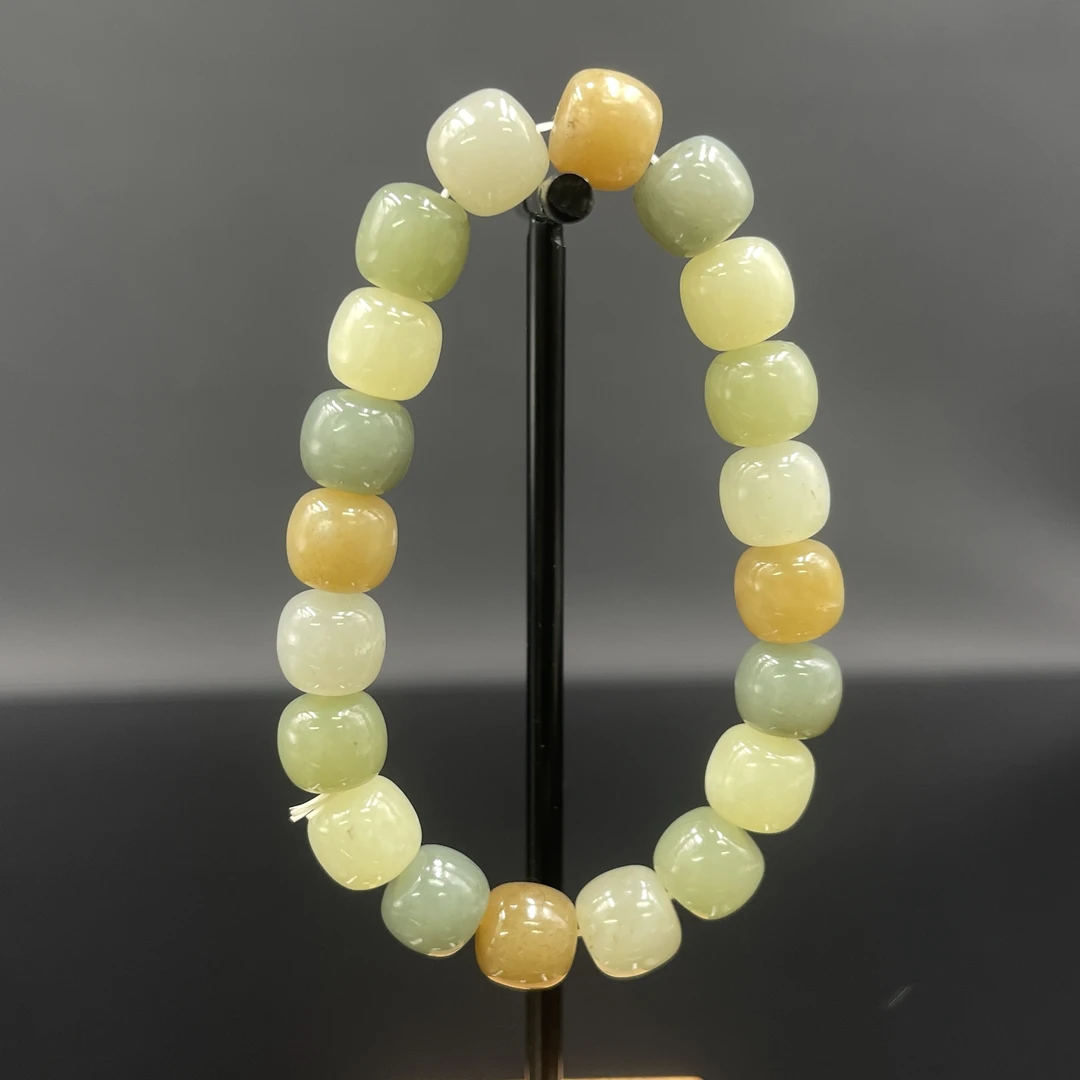 1230GY8584和田玉手串