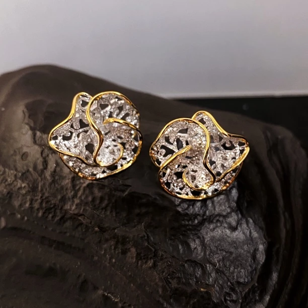 925银耳饰 金丝山茶花镂空法式小众高级感耳钉3002202