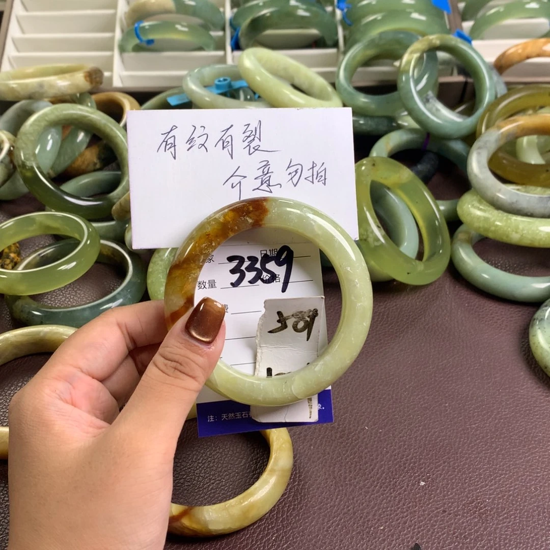 未镶嵌蛇纹石玉手镯3359