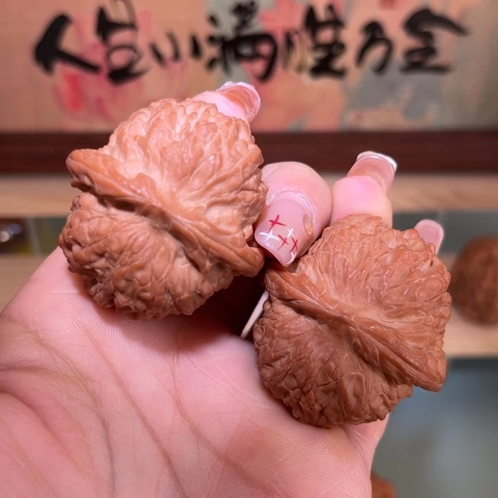 吊坠文玩核桃血麒麟