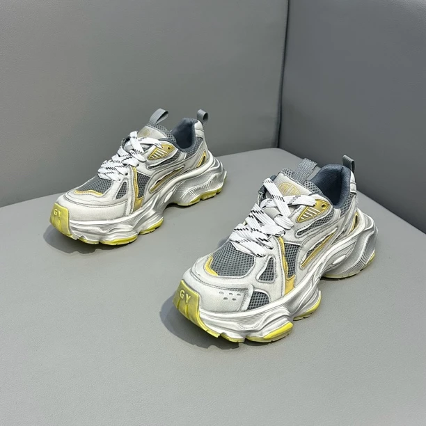 老爹鞋超轻软底男款老爹鞋网红厚底透气男鞋百搭潮流