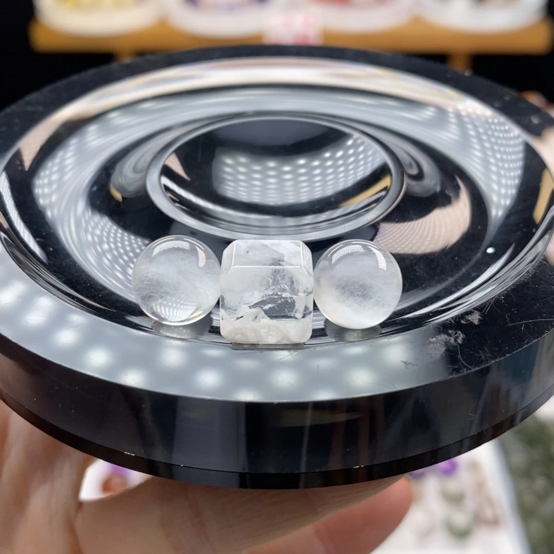 怡****手链未镶嵌水晶定制打孔不退换