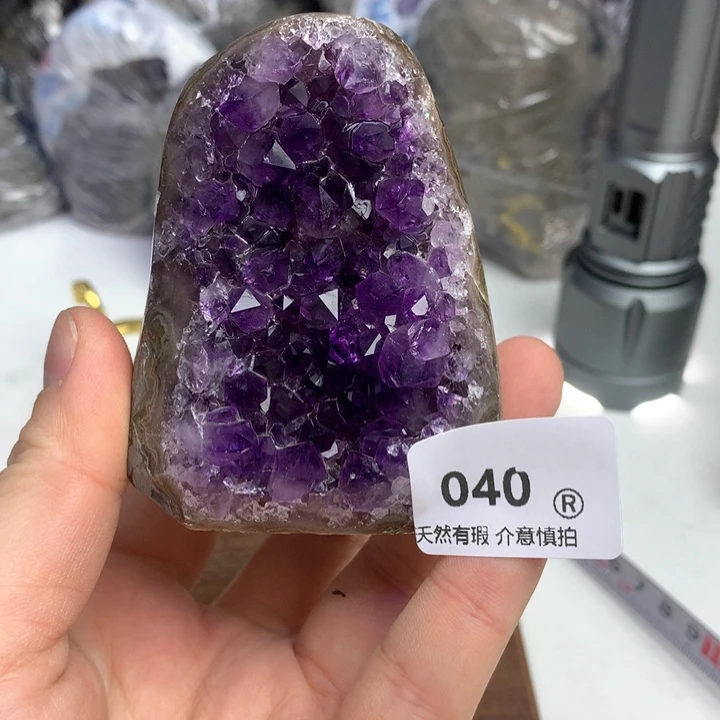 紫晶大型摆件（非配饰）未镶嵌