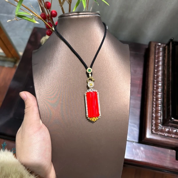 豪镶｜中国红吊坠