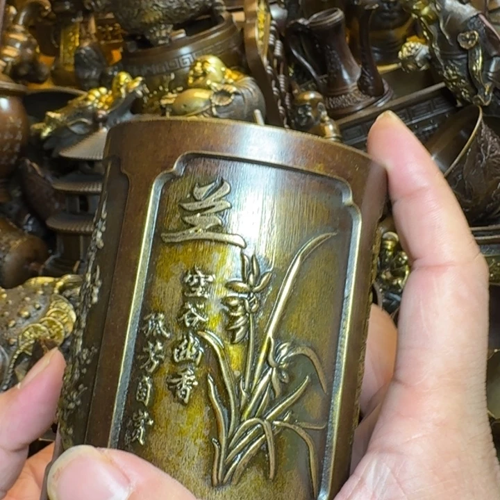 铜器摆件收收藏藏