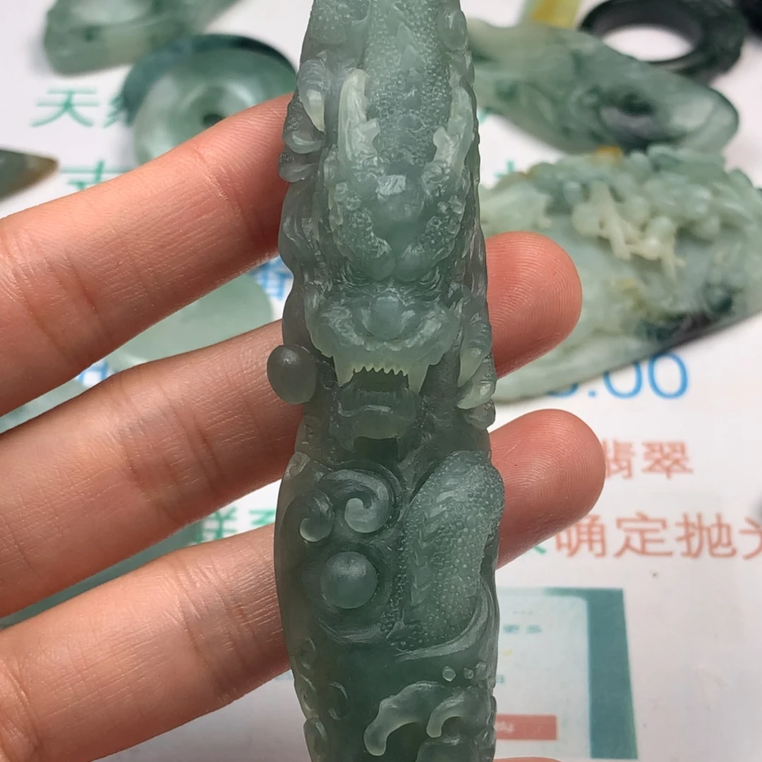 定制翡翠未镶嵌翡翠