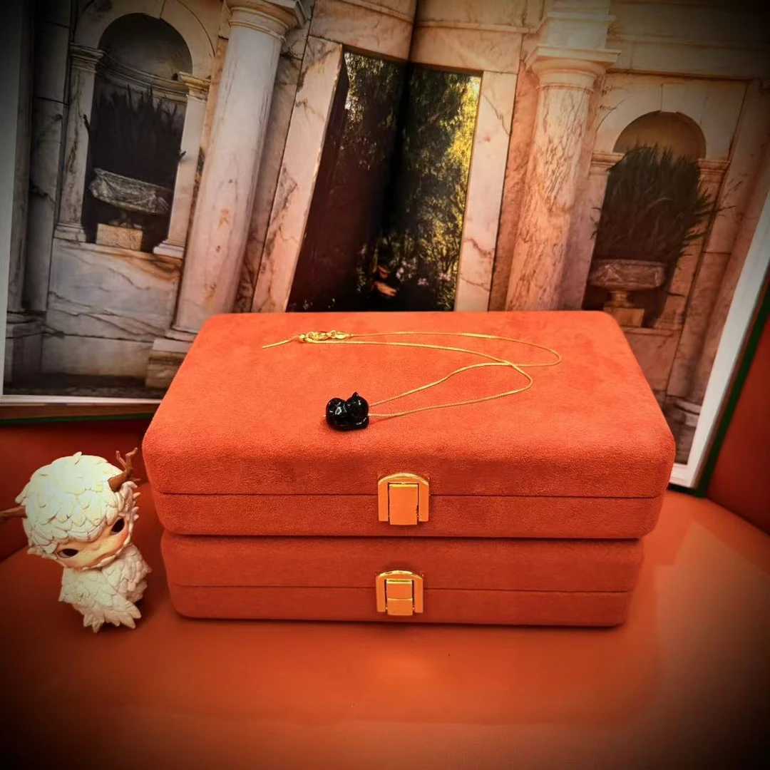 壹屿珠宝     103121    和田玉传典藏级吊坠