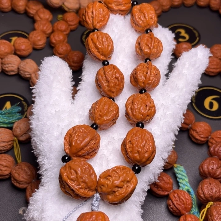 手串文玩核桃秋子