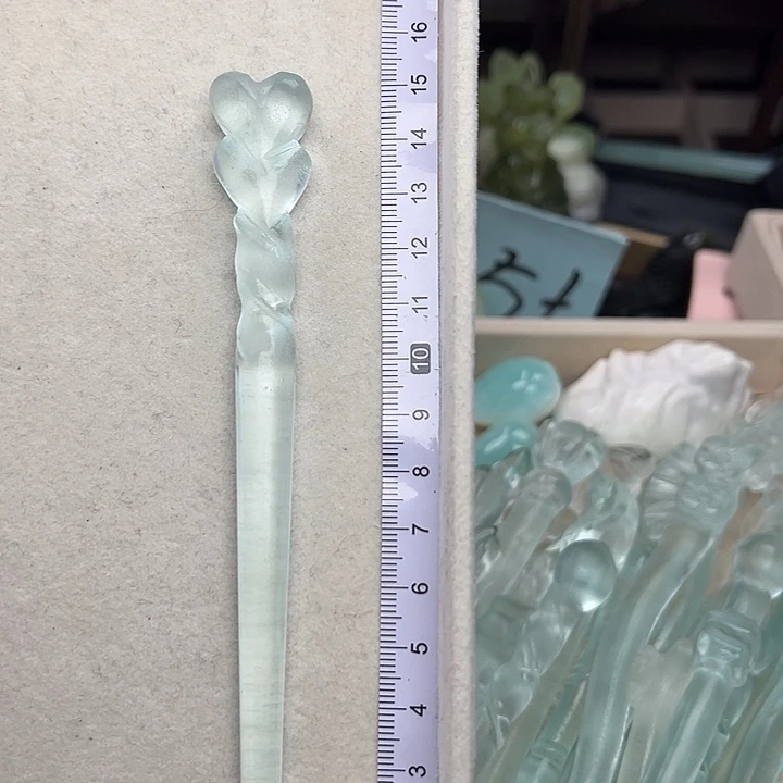 蛇纹石玉未镶嵌发簪爱心